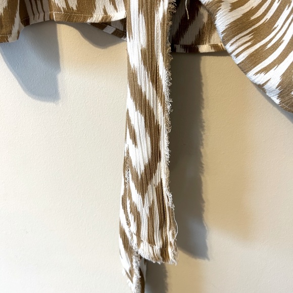 Umgee Ikat Print Kimono Bell Sleeve Tie Front 1X/2X Fray Edge Boho Cardigan - Picture 9 of 9